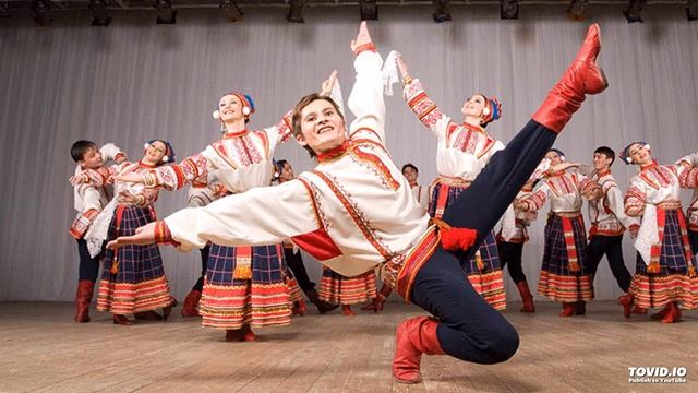 А я по лугу смотреть онлайн