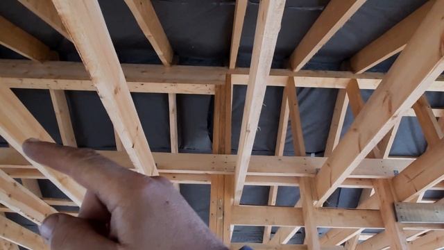 Стены второго этажа под стропила. Мансарда. КАРКАСНЫЙ ДОМ. СТРОЮ ОДИН. Часть 10. смотреть онлайн