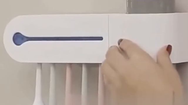 Диспенсер зубной пасты с ультрафиолетовым стерилизатором смотреть онлайн