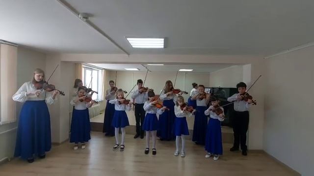 Скрипичный ансамбль "Вечное движение", руководитель Григорян С. К., концертмейстер Квасова И. А. смотреть онлайн