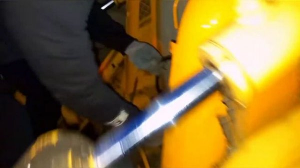 Запуск в -20 Экскаватор погрузчик Liugong 777a. Стоял 3 недели!!!