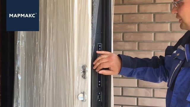 #2 Входная дверь в загородном доме смотреть онлайн