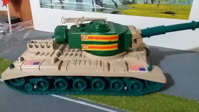 Unboxing Tanque de Plástico Juguetes смотреть онлайн