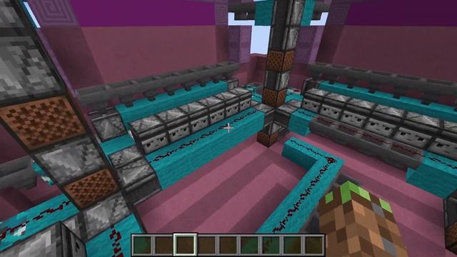 Minecraft's Largest Shulker Box!