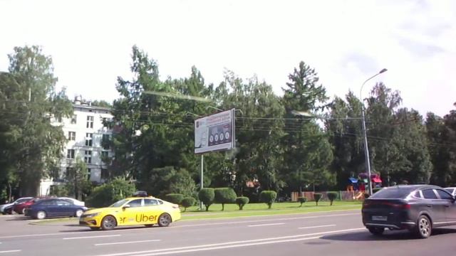 Новые НефАЗ-5299 вышли на маршрут Т85 в Москве смотреть онлайн