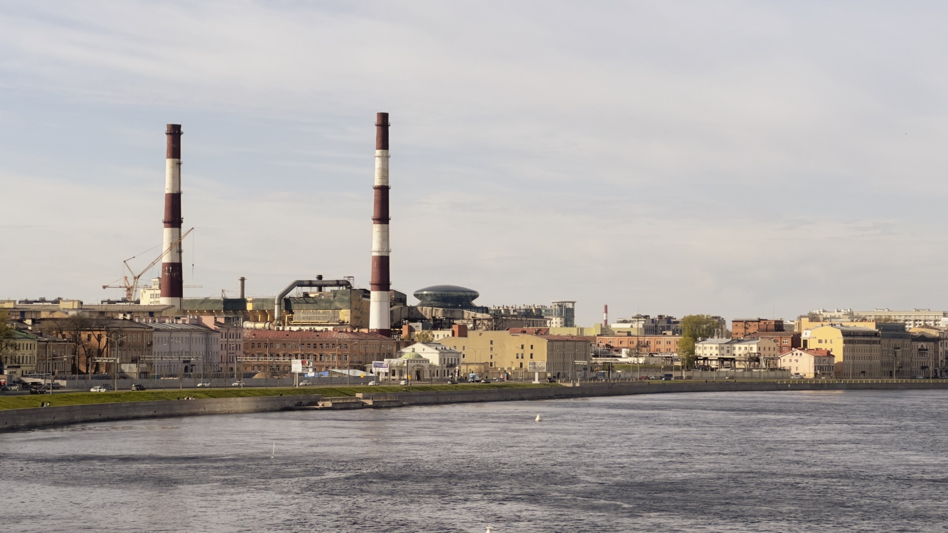 ?? Санкт-Петербург. "Чайник", летающая тарелка, промышленная архитектура и красивый мост. смотреть онлайн