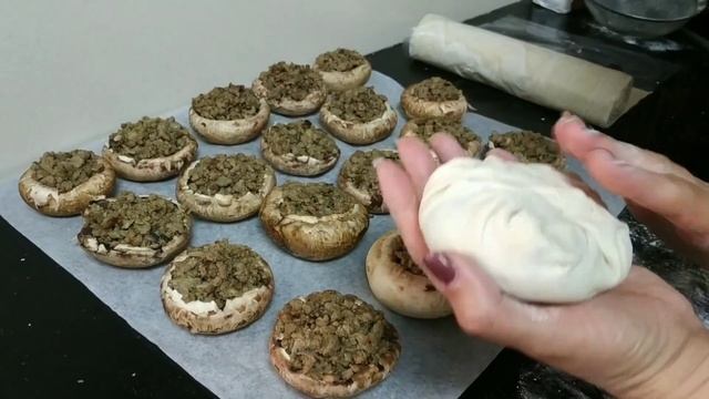 Грибы с мясом в тесте!? Нереально круто и очень вкусно! ?Мushrooms with meat in dough!?? смотреть онлайн