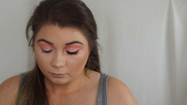Pink and Pinky Gold Eye Makeup Tutorial смотреть онлайн