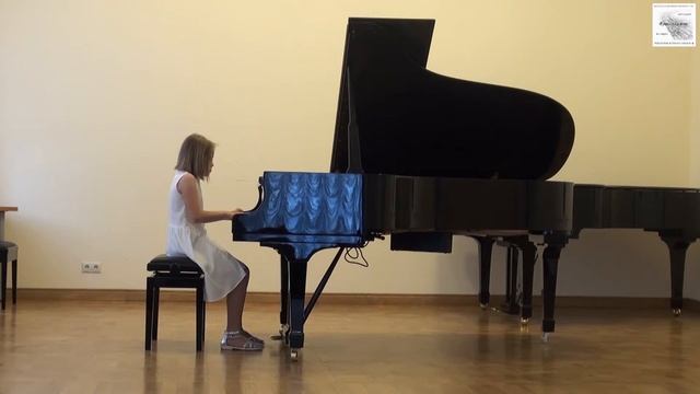 Й.Гайдн Соната Фа мажор 1-я часть; Ф.Шопен Вальс Си минор смотреть онлайн
