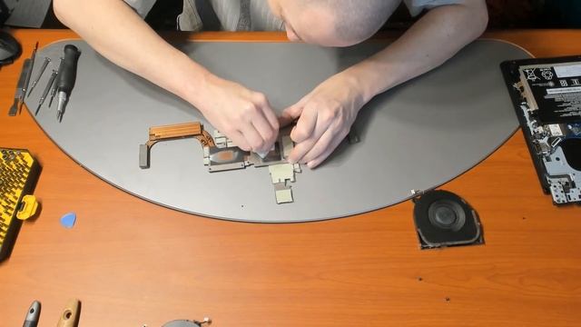 Disassembly Lenovo Legion Y530 15ICH смотреть онлайн