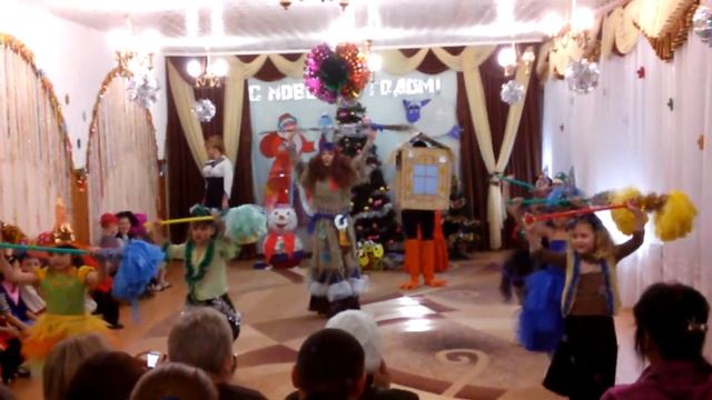 новогодние сказки утренник в детском саду часть 5 смотреть онлайн
