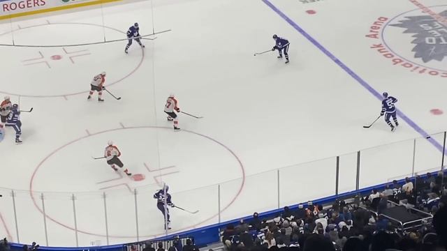 How to Sneak into Leafs Game a Second Way (New Heist with Full Footage) смотреть онлайн