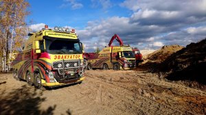 Вытаскивание затонувшего земснаряда на берег весом более 400 тонн