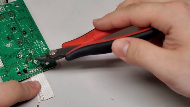 Refurbishing And Modding A Guitar Hero Xplorer(FULL BUILD) смотреть онлайн