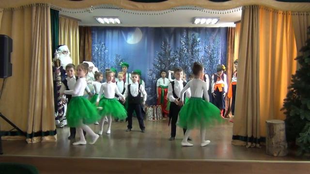 «Дванадцять місяців» театр "3Д" смотреть онлайн