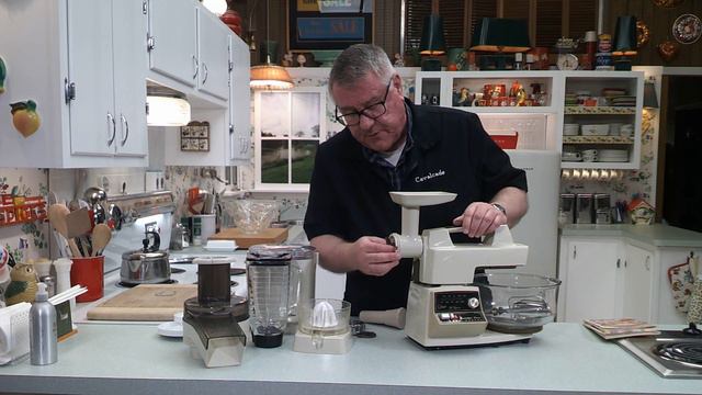 Vintage Appliances: Oster Kitchen Center -all-in-one mixer, blender, juicer, grinder, food processo смотреть онлайн