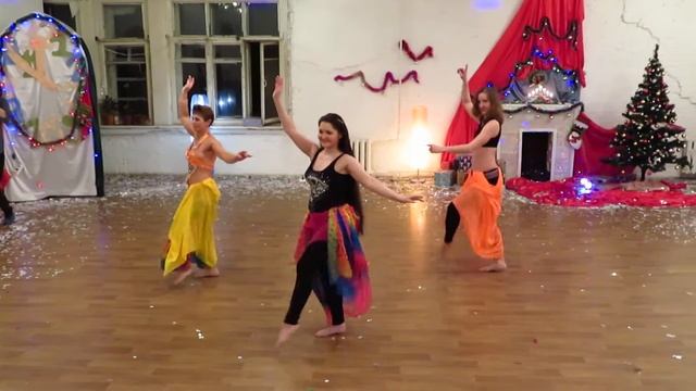 Восточный микс. Выступление учениц Анны Сажиной (СПб) смотреть онлайн