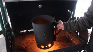 Как разжечь брикеты?