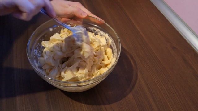 Оладушки с яблоками в духовке смотреть онлайн