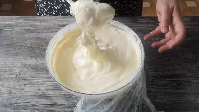 Домашнее мороженое «Пломбир» с шоколадной крошкой! Вкус Советского детства. Homemade Ice Cream ? смотреть онлайн