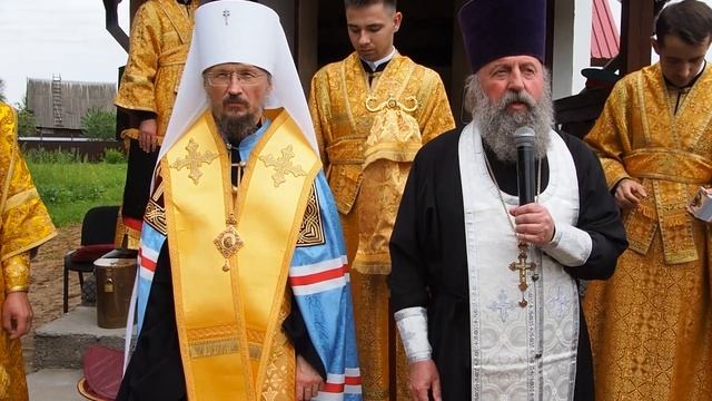 Митрополит Вениамин освятил казачью часовню в честь святого преподобномученика Вадима Персидского смотреть онлайн