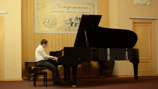 Л. Бетховен соната #1, f-moll ,1-я часть смотреть онлайн