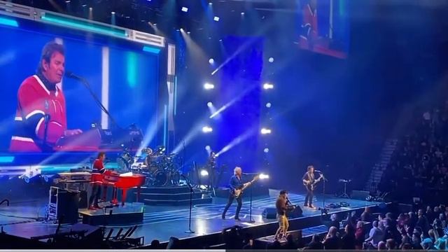 SEPARATE WAYS - JOURNEY LIVE AT BELL CENTER CANADA MARCH 8, 2023.
