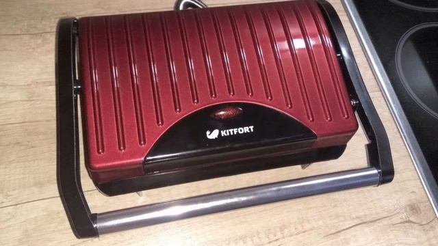 Сэндвичница Kitfort КТ-1609 Panini Maker смотреть онлайн