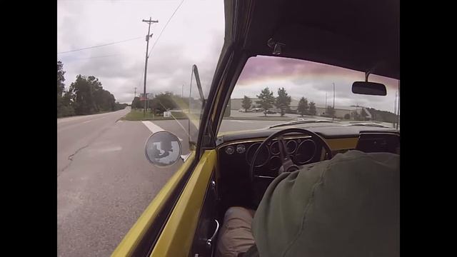 1965 Yellow Corvair Driving Video смотреть онлайн