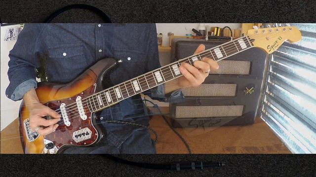 Squier Bass VI смотреть онлайн
