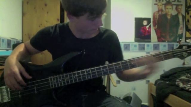 Green Day - Holiday [Bass Cover] смотреть онлайн