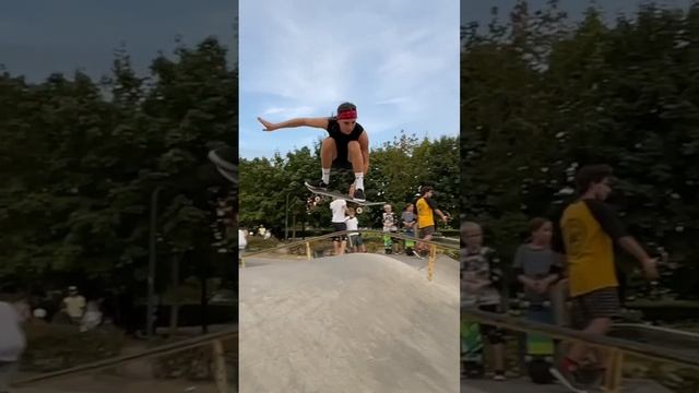 Мэлон на скейтборде - Антон Звягинцев #скейт #shorts #скейтборд #moscow #тикток смотреть онлайн