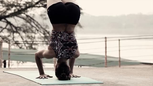Ashtanga Yoga Demonstration By Laruga Glaser - The Impossible