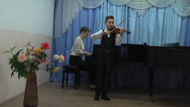 Щукин Максим А.Вивальди Концерт а-moll (1 часть) смотреть онлайн