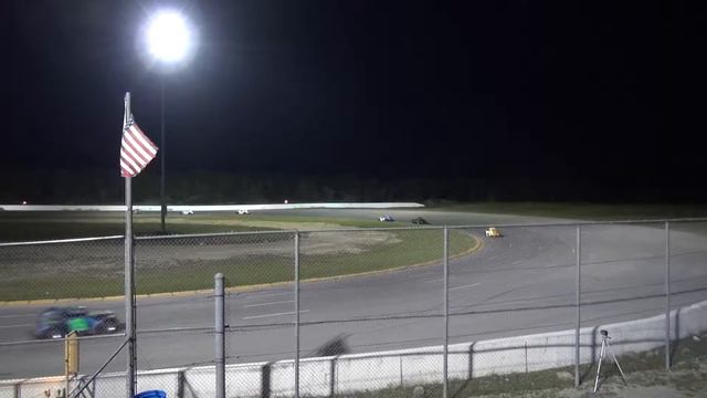 Alex Healy and Tyler Givogue - Evans Mills Legends Racing Aug 30 14 смотреть онлайн