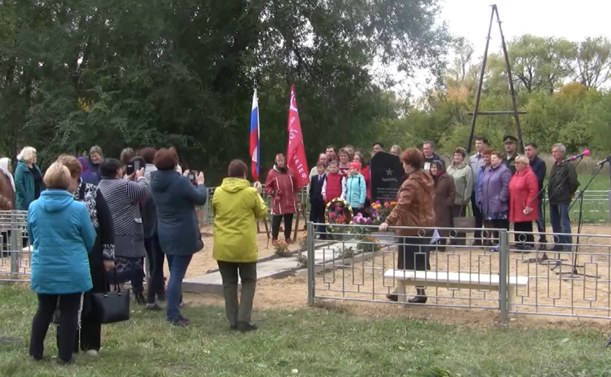 Крючки - Открытие мемориального камня 2019 смотреть онлайн