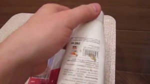 Чем разрезать силиконовый герметик на люке - невидимке.