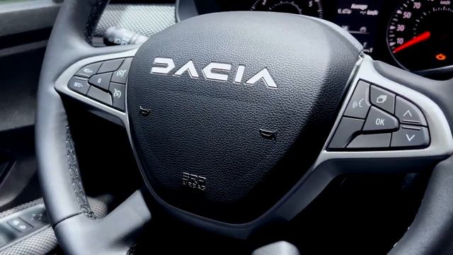 NEW 2024 Dacia Duster Modern SUV - Exterior and Interior 4K смотреть онлайн