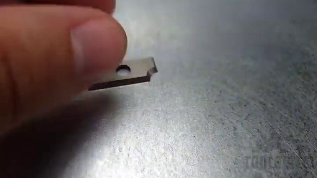 Ножик из твердых сплавов радиусного типа R2 20x9x1.5 Tideway R220915 смотреть онлайн