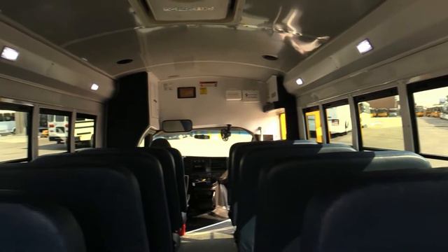 2015 Chevy Starcraft Quest School Bus B48592 смотреть онлайн