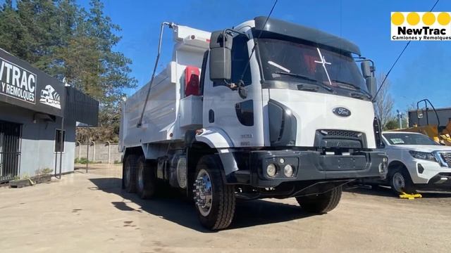 Camion Tolva Ford Cargo 3133 6x4 15 M3 # Ref S87 Buin смотреть онлайн