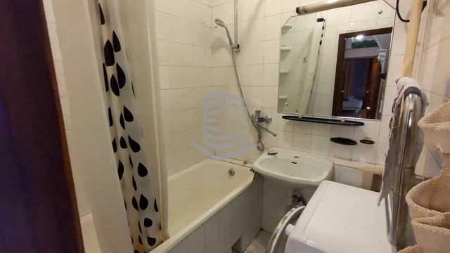 Видеообзор Двухкомнатной квартиры в сталинском доме! Высокие потолки! Москва, улица Костякова, 6/5 смотреть онлайн
