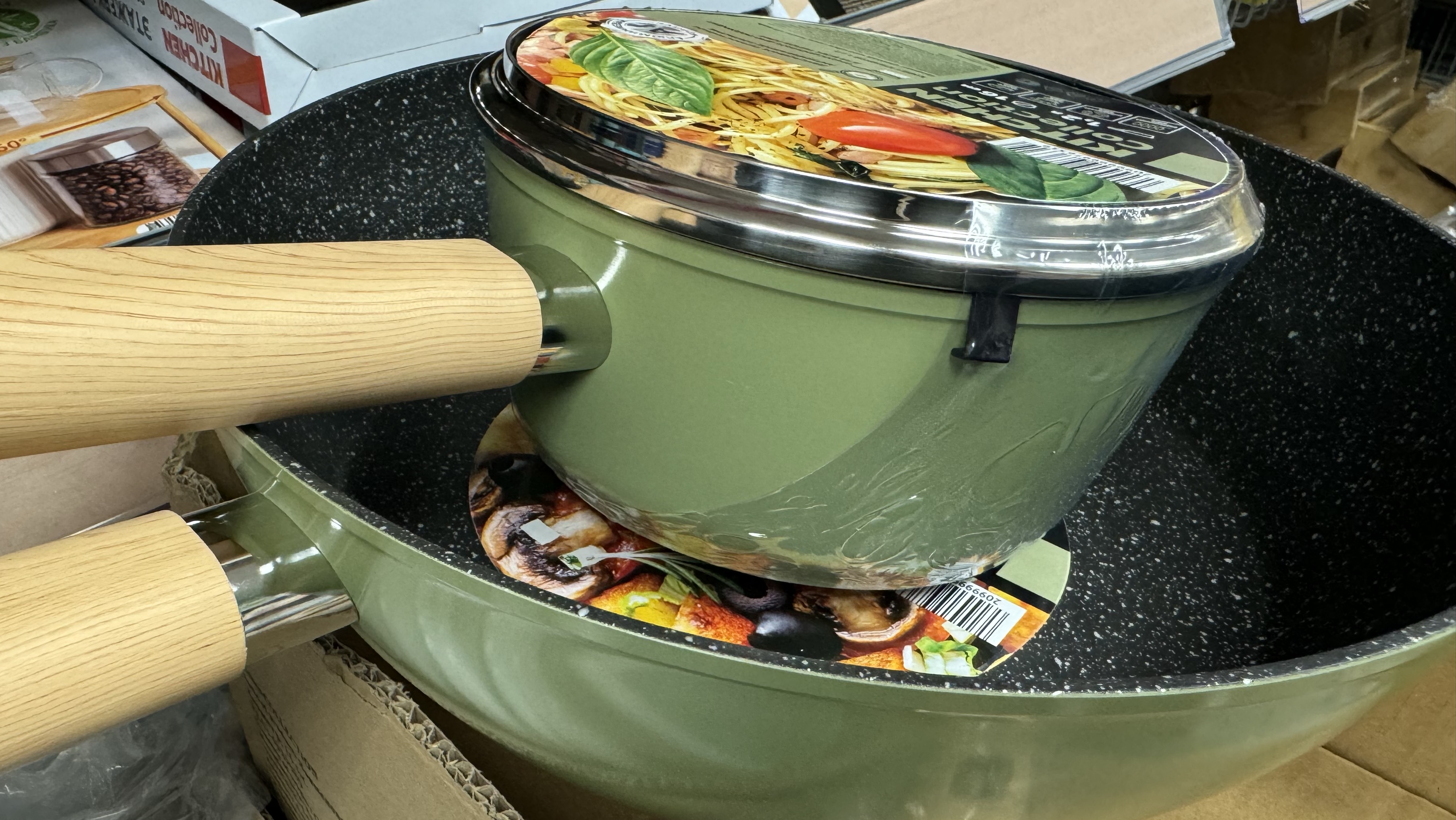 ЧИЖИК | НОВЫЙ ЗАВОЗ смотреть онлайн