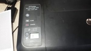 hp DeskJet Ink Advantage 2515 Принтер не печатает или печатает с полосами Обслуживание