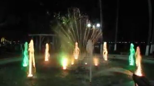 155 Вьетнам Нячанг Световой фонтан Парк Горького Vietnam Nha Trang light fountain Gorky Park смотреть онлайн