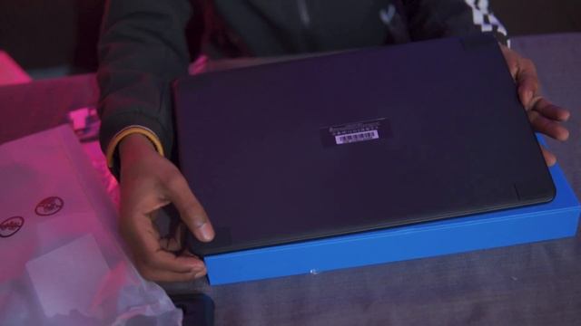 XP Pen Deco 01 V2 Pen-Tablet Unboxing in Hindi (for Photoshop?) смотреть онлайн