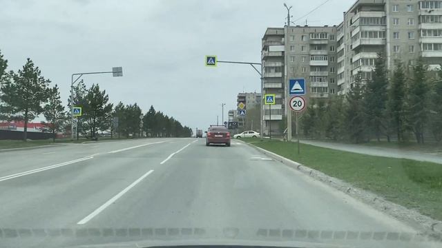 РЕВДА. Прекрасные и пустынные улицы города. Почтовая, Павла Зыкина, Российская, Спортивная, Энгельс смотреть онлайн