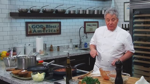 The Perfect Pasta alla Puttanesca with Shrimp | Chef Jean-Pierre смотреть онлайн