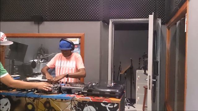 Evolution Set Remix (2014) смотреть онлайн