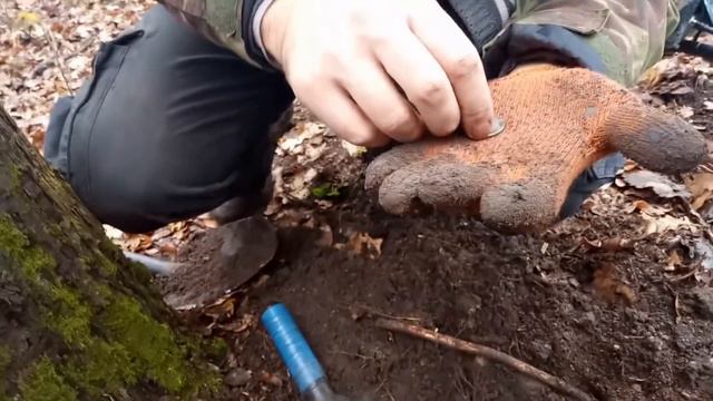 Наконец-то клад! Кошель серебряных монет.Finally a treasure! Wallet of silver coins. смотреть онлайн